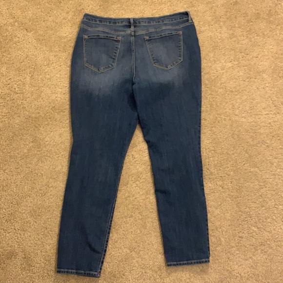 🌼EUC🌼Old Navy Curvy Skinny Jeans - Picture 8 of 11